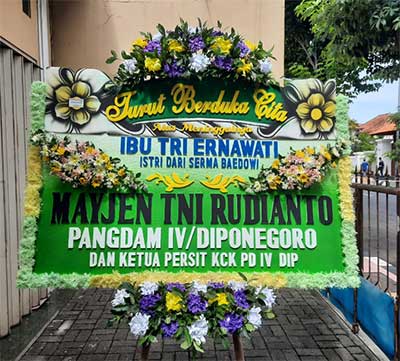 Toko Karangan Bunga Kudus