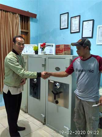 Jual Beli Brankas Baru Bekas Yogyakarta