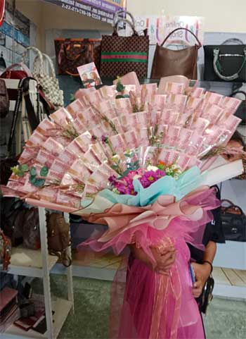 BUKET UANG