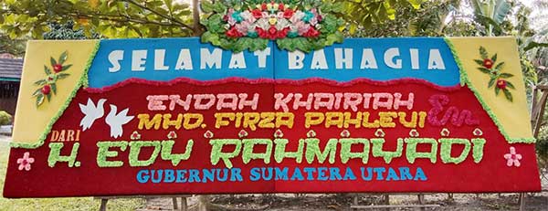 KARANGAN BUNGA SELAMAT BAHAGIA