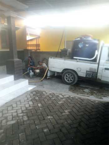 sedot-wc-mataram (4)