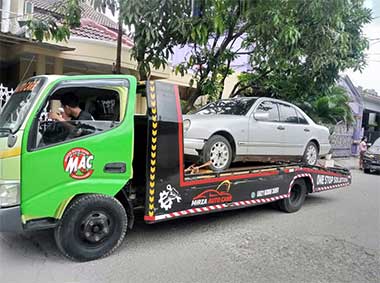mirza-towing-bekasi (7)