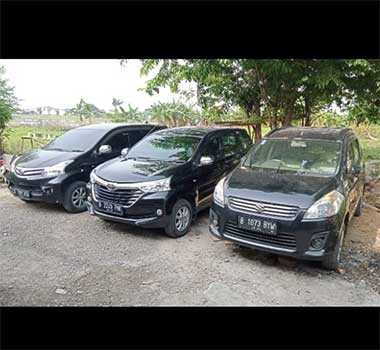 rental-mobil-mutiara-gading-city (8)