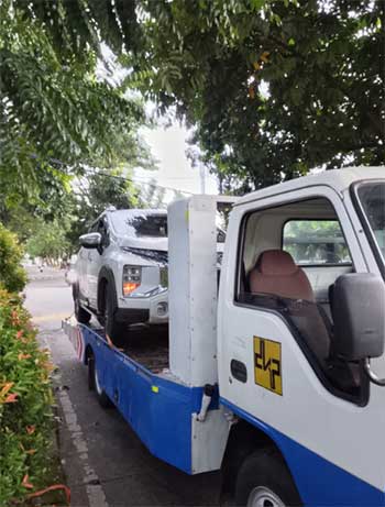 Derek Towing Cianjur